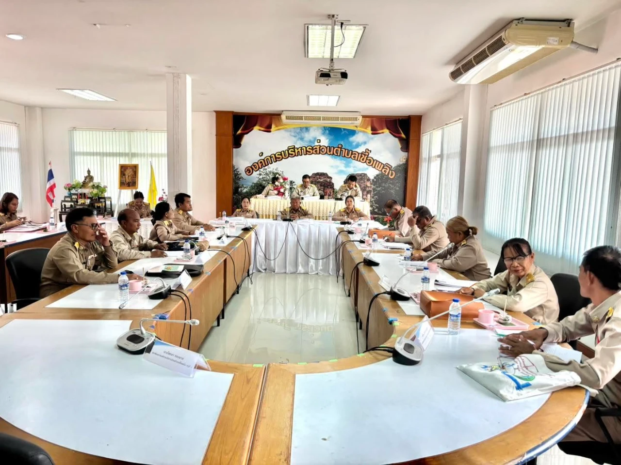 องค์การบริหารส่วนตำบลเชื้อเพลิง จัดประชุมสภาองค์การบริหารส่วนตำบลเชื้อเพลิง สมัยสามัญ สมัยที่3 ครั้งที่ 2 ประจำปี 2569